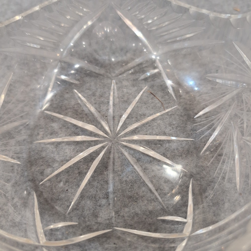 Vintage Crystal Glass Basket Clear Etched Starburst Handle Bowl Dish‎ 6" - Picture 4 of 5